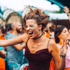 Pack of 5 Gemstones Temporary Tattoos Glitter Gemstones Rhinestone Face Jewels Crystals Rhinestones Acrylic Crystal Waterproof Glitter Stickers for Carnival Make-Up Party Make Up