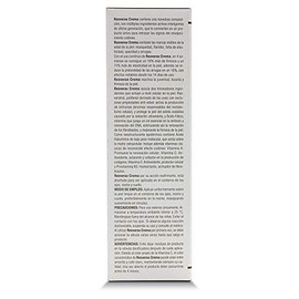 Resverax Crema Anti edad para el contorno de ojos, cara y cuello, contiene ácido hialurónico y antioxidantes, caja con presentación de 30 gr