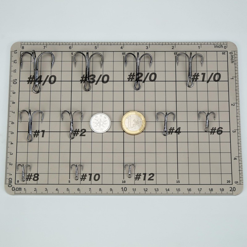 Piscorush 50-Piece Triple Hook Set with Angled Band 1X Treble
