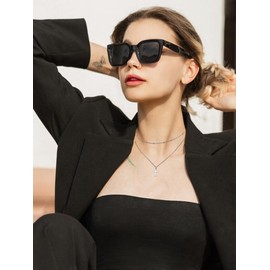 Layered Cross Necklace for Women Gold Cross Pendant Necklace Cross Choker Necklace Jewelry Gift (Silver Cross)