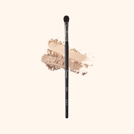Piccasso Brush 224 Eyeshadow Brush – Precision Eyeshadow Brush with Soft Bristles for Blending and Application, Ideal for Eye Makeup Brushes and Women’s Daily Makeup, Genuine Korean Product