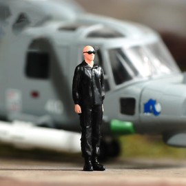 SOUFORCE 1/87 Scale Miniature Figure Bald Man Modern Ground Troops Soldier Sunglasses Hand Painted Action Figure