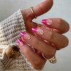 Uñas postizas cortas almendradas con efecto degradado cromado, uñas postizas