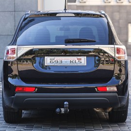 Fiada 200 Pcs License Plate Protector Plate Cover Temporary Tag Cover for License Holder Dealer Tag with Adhesive for Car Auto Dealership, 8 Mil, 11.8 x 7.5 Inches