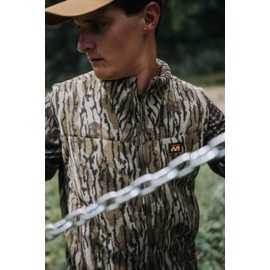 Muddy Outdoors Men's DV8 Morph Vest Mossy Oak Bottomland Large