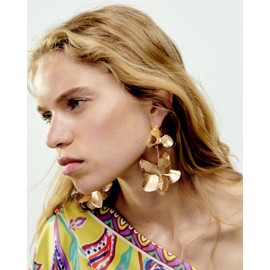 Gold Flower Earrings for Women Boho Layered Flower Dangle Earrings Chunky Gold Floral Petal Stud Spring Summer Wedding Guest Dress Accessories Jewelry Gifts