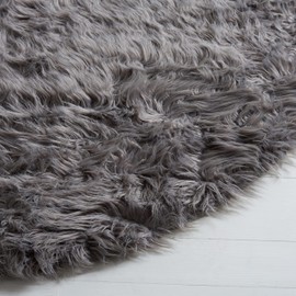 SAFAVIEH Faux Sheep Skin Collection 5' x 7' Grey FSS115D Silken Glam 2.35-inch Thick Area Rug