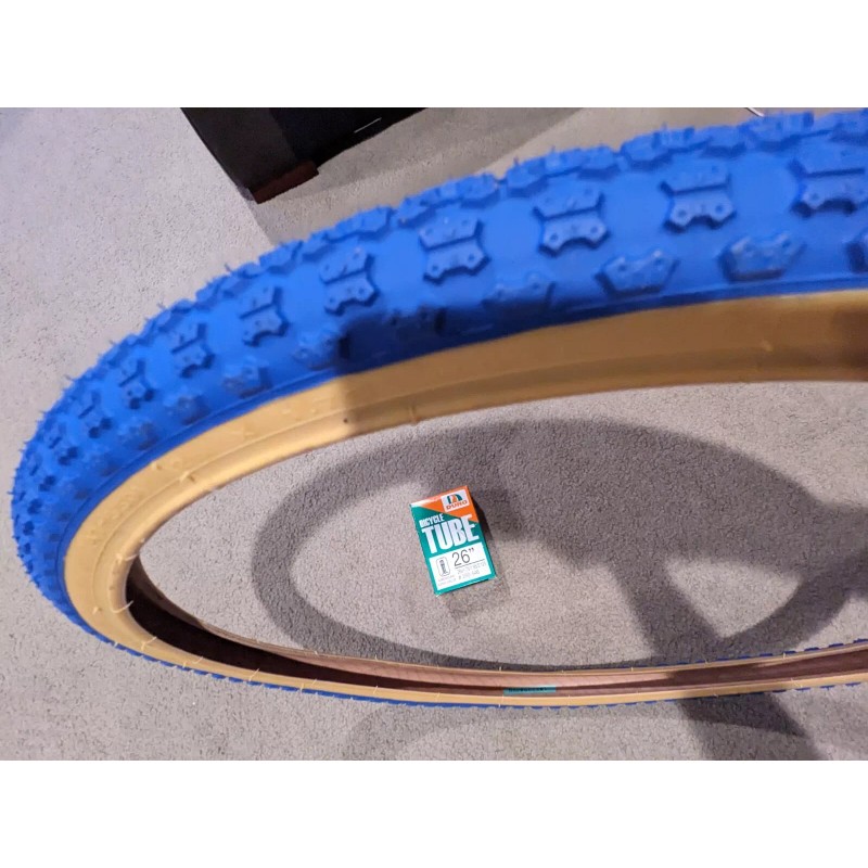 Duro ONE (1)DURO 26X 1.75 BLUE/ GUM WALL BMX, CRUISER