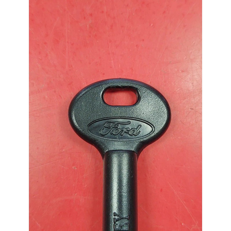Ford OEM FORD RANGER MAZDA B-SERIES TRUCK SPARE TIRE LOCK