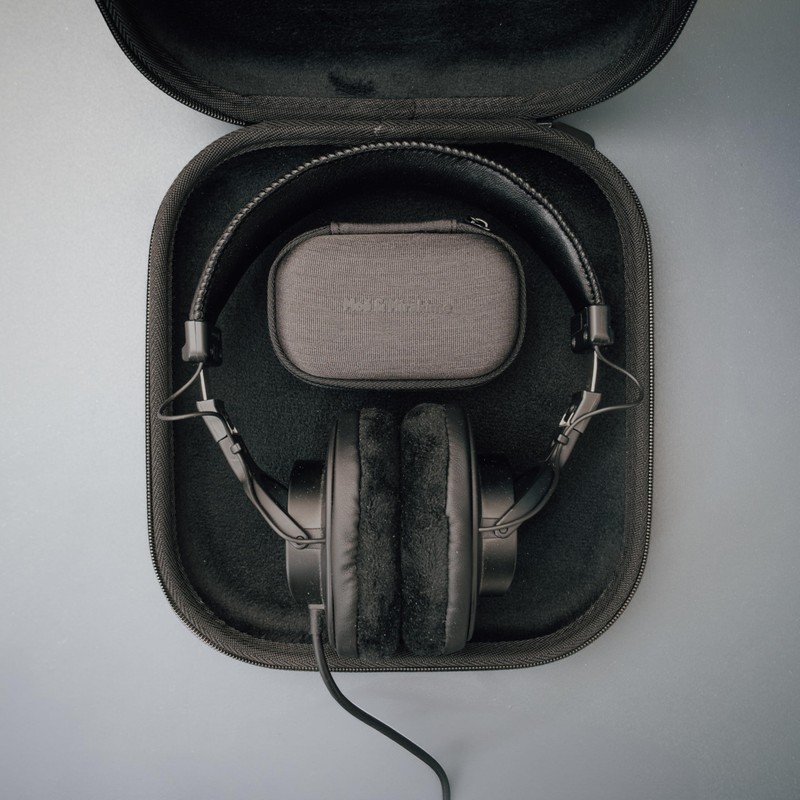 Headphone Bag, Over Ear Headphone Case, Rotating Over Ear Headphone