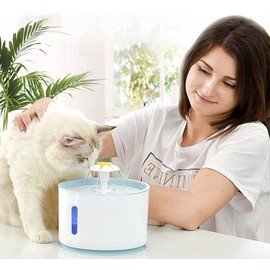 12Pack Cat Water Fountain Filters for Pet Flower Fountains Replacement Filters Round with Activated Carbon and Resin for Automatic Dog Drinking Dispenser (Green)