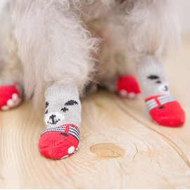 Wumuzai 4 Pairs Dog Socks for Small Dogs, Anti Slip Dog Socks, Dog Grip Socks, Soft Pet Puppy Doggie Socks to Prevent Licking, Non Slip Paw Protection for Hardwood Floors Indoor Outdoor (M)