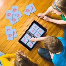 Card Binder 4 Pockets, 400 Pockets Card Holder with 50 Removable Sleeves, Trading Card Collector Zipper Album Holder (Pink Doughnut)