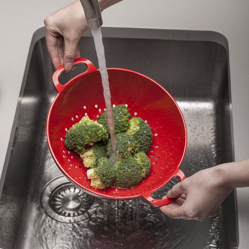Zeal G211R Melamine Colander/Strainer (24cm) -Red