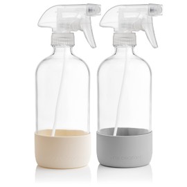 Vine Creations Botellas de vidrio transparente con funda de silicona, botella vacía recargable de 16 onzas para soluciones de limpieza, pulverizador de agua, aceites esenciales, niebla de plantas, paquete de 2 (gris de Alaska y blanco crema)