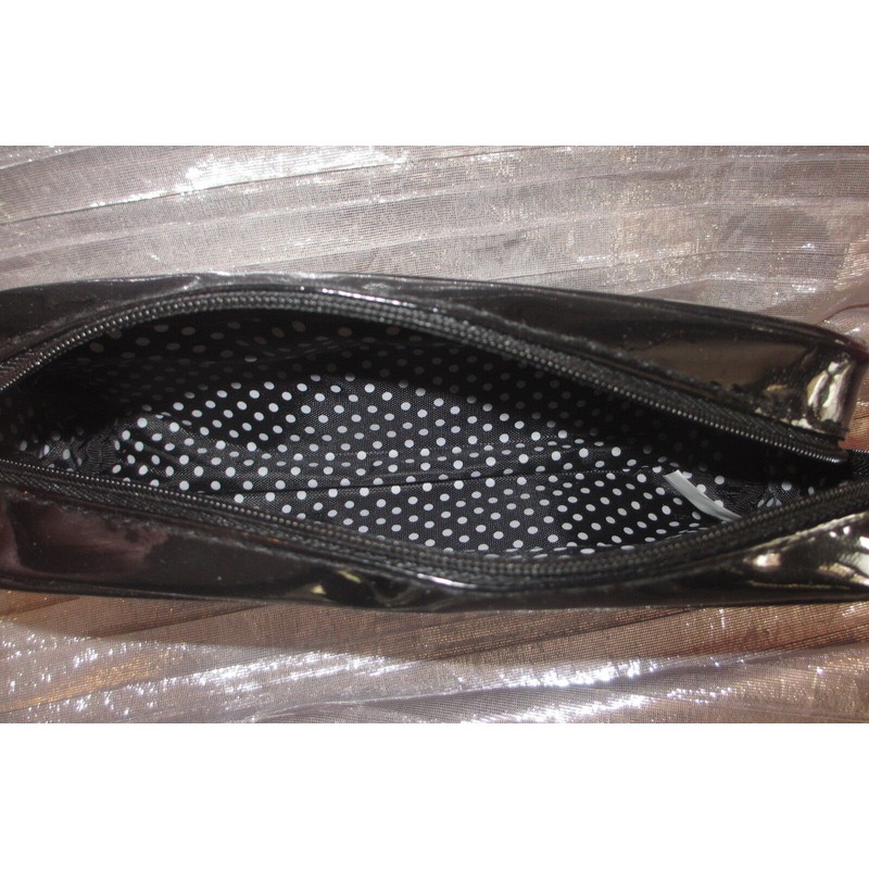 PHILOSOPHY BLACK & WHITE ZIPPERED COSMETIC POUCH...NEW