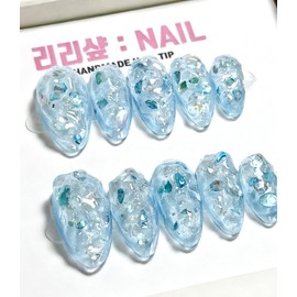 Blue Ice Handmade Nail Tips - Short Almond / 블루 아이스 수제네일팁 - 숏아몬드