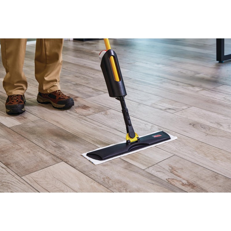 Rubbermaid Commercial Products Spray Mop Kit Includes Mop + Pads