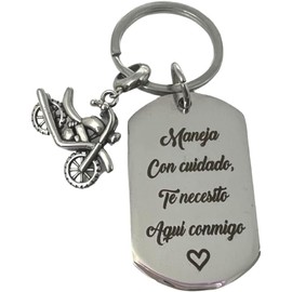 Llavero para Motociclista de Acero Inoxidable - Regalo con Mensaje Maneja con Cuidado te Necesito Aquí Conmigo, Placa 4x2.3 cm