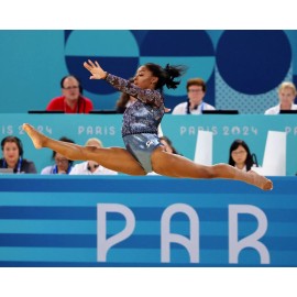 Champion 8x10 Photo SIMONE BILES 2024 Paris Olympics Gymnastics World Champion Gold USA