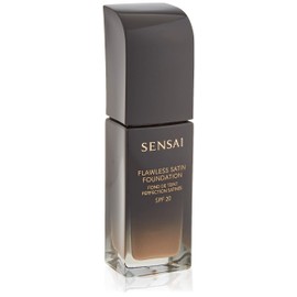 Sensai Flawless Satin Foundation Number 204.5 Warm Beige 30 ml