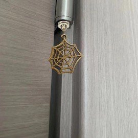 Brass Hinge Head Home Decoration Spider's Web,Magnetic Hinge Dropper Hanging,Magnetic Hinge Head Toppers,Door Hinge Pin Topper (Brass)
