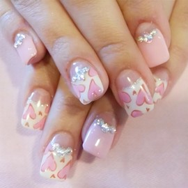 24Pcs Heart Press on Nails Square Short Fake Nails Valentine's Day False Nails with Rhinestones Stick on Nails Hearts Acrylic Nails Romantic Pink Nail Tip Glue on Nails Valentines Artificial Nails Art