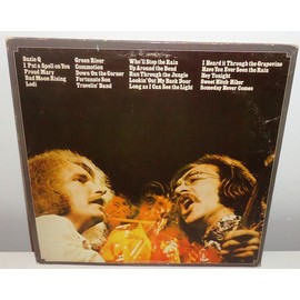 Creedence Clearwater Revival Featuring John Fogerty ‎– Chronicle - The 20 Greatest Hits Label: Fantasy ‎– CCR-2 Format: 2 × Vinyl, LP, Compilation Country: US Released: 1976 VG+VG+