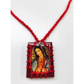 Escapulario cuadrado de madera de Virgen de Guadalupe color Rojo