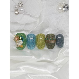 Winter Flower Homemade Nail Tips - Short Round Square / 겨울꽃 수제네일팁 - 숏라운드스퀘어
