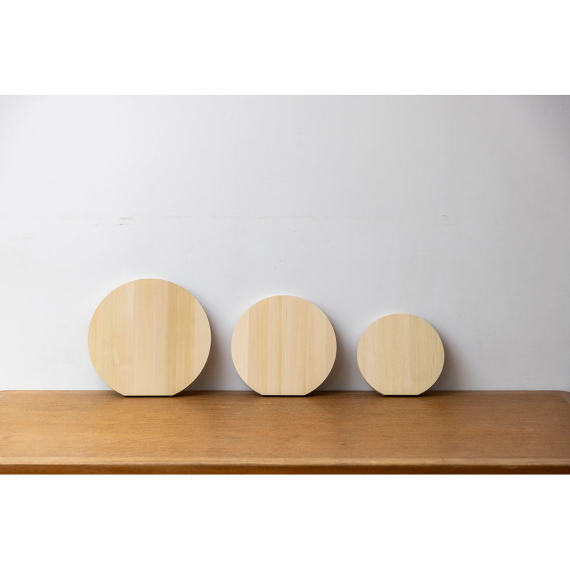 Aomori Hiba Round Cutting Board, Large Round Cutting Board