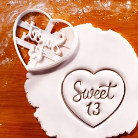BAKERLOGY Sweet 13 Ausstechform - Geburtstag Ausstecher, Herzform Plätzchenausstecher, dreizehn Keksausstecher, Ideal für Fondant, Keksteig, Ton
