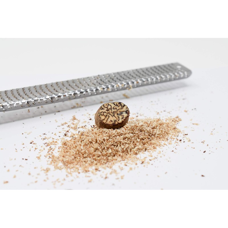 Whole Nutmeg by Slofoodgroup (Grown in Sri Lanka ) (2