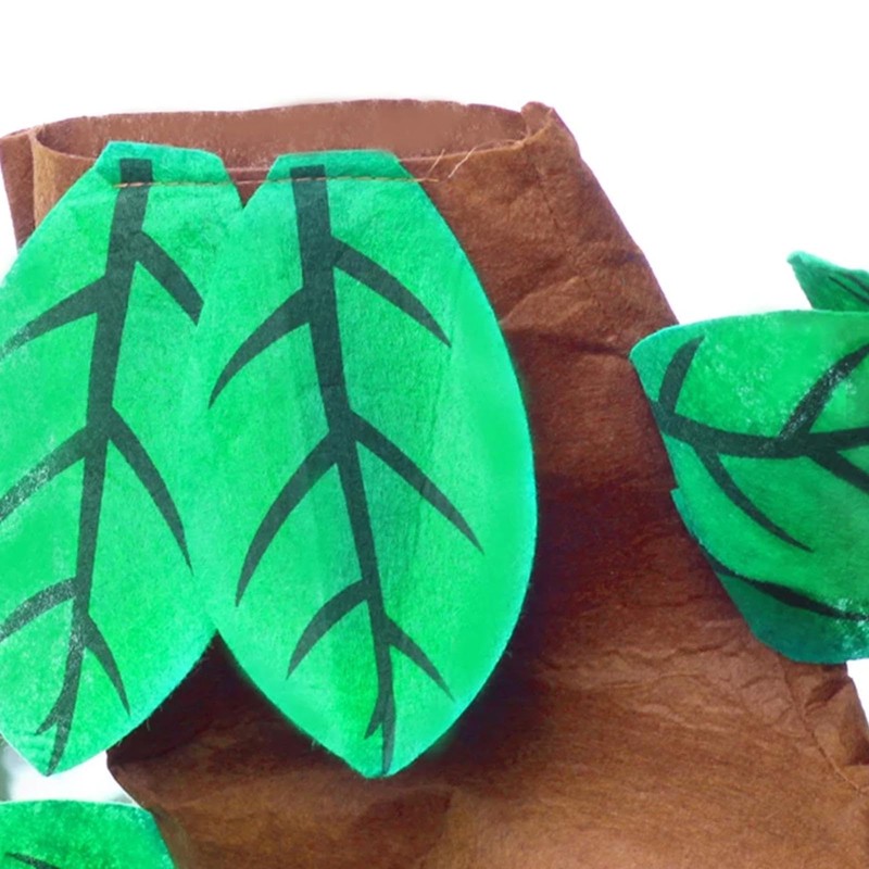 LOVIVER Adult Large Tree Costume for Women and Men Nonwoven