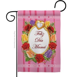 Felíz Día Mamá Garden Flag - Family Mother's Day Mom Mama Grandma Love Flowers Parent Sibling Relatives Grandparent - House Decoration Banner Small Yard Gift Double-Sided Made In USA 13 X 18.5