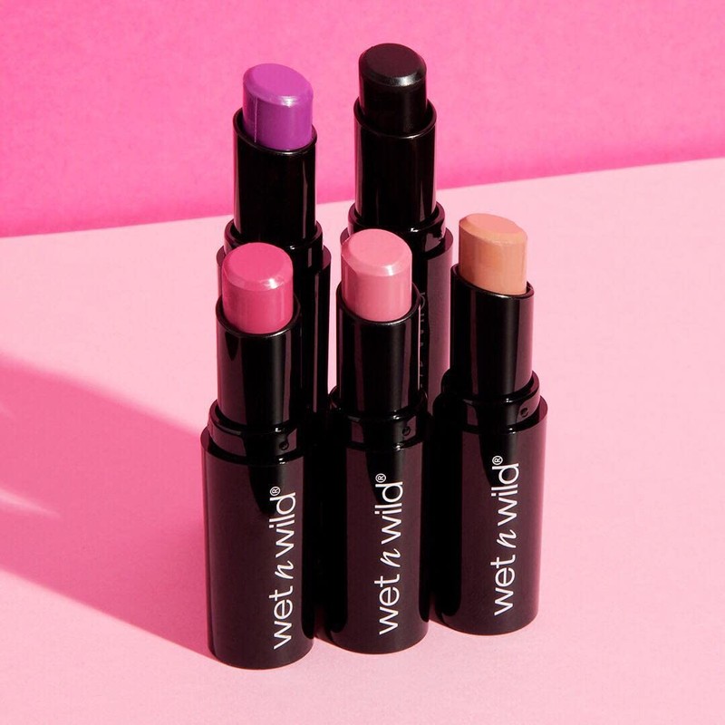 wet n wild Lipstick Perfect Pout Lipstick Red Ring Around