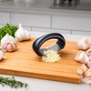 Stainless Steel Garlic Press, Heavy Duty Garlic Crusher Mincer with