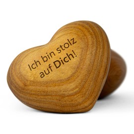 Schwabenholz® Wooden Worry Stone Heart - Ich bin stolz auf Dich! - Small Gift for Him and Her - Wooden Hearts with Engraving and Unique Grain