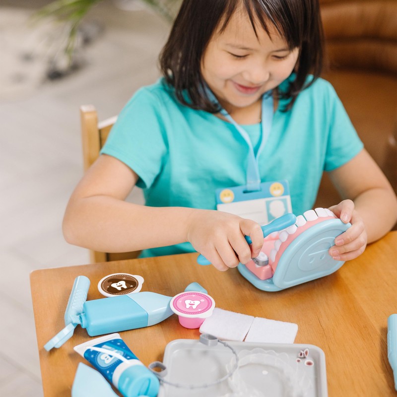 Melissa & Doug Super Smile Dentist Kit With Pretend Play
