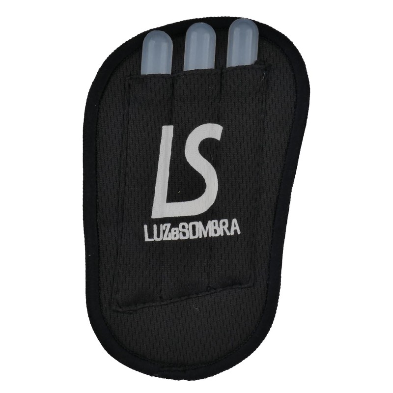 LUZ SHIN GUARDS L1232471 005BLK Black Futsal Accessories Other FREE005BLK