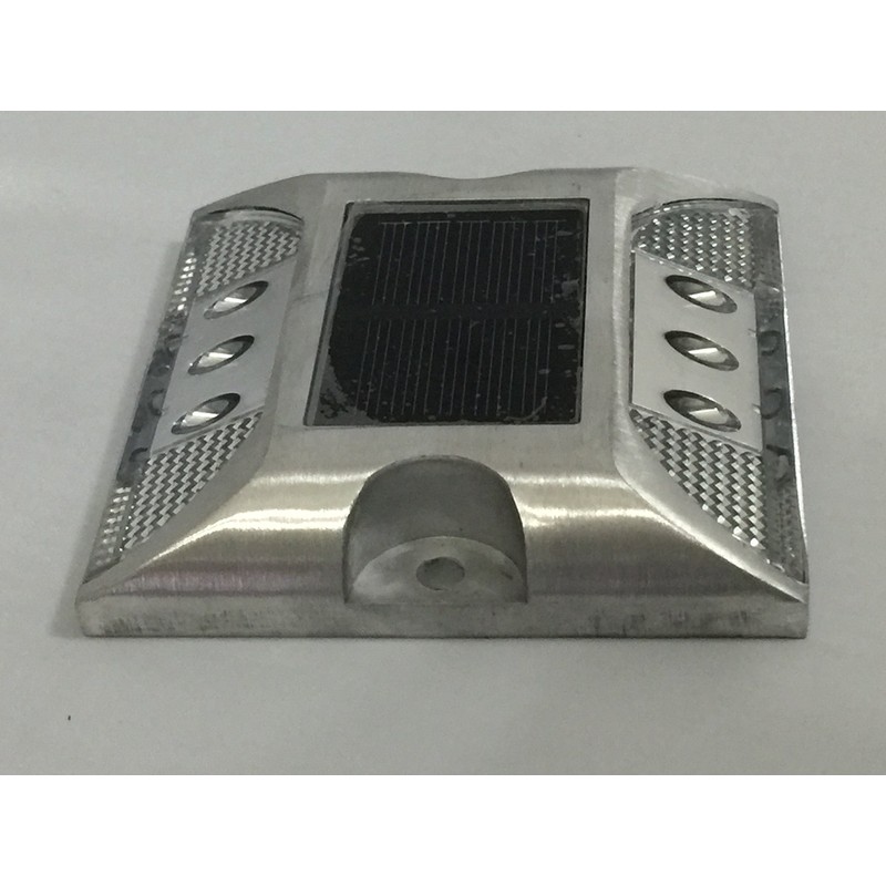 Solar LED Light, Steady On, Waterproof, Road Tack, Automatic Night