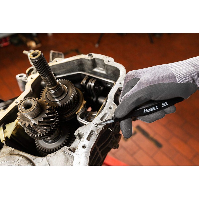 Hazet 823 Fine three-square Scraper