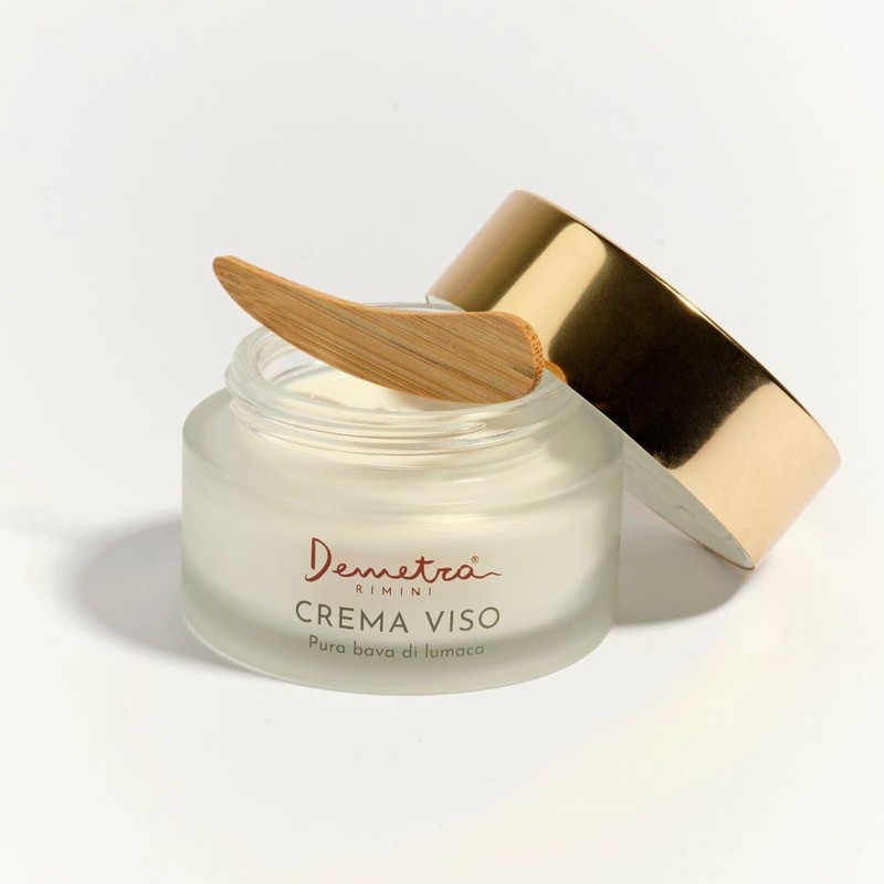 Demetra Regenerierende Gesichtscreme mit Schneckenschleim 85%, Hyaluronsäure, Bio-Schwarze Johannisbeere, Bio-Sheabutter,