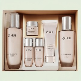 Ohui Basic Set Miracle Moisture 2-piece Special Set Basic Cosmetics Pink Barrier Skin Softener Emulsion / 오휘 기초세트 미라클 모이스처 2종 스페셜 세트 기초화장품 핑크 베리어 스킨소프너 에멀전