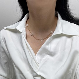 Handmade Wire Craft White Pearls Daisy Flower Choker Necklace for Women, 18K Gold Plated