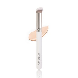 ENZO KEN, White Small Concealer Brush, Dense Under Eye Concealer Makeup Brush, Angled Cream Contour Brush for Liquid Foundation, Dark Rings, Smoothing Eyes, Spotlights 270MW