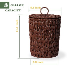 YOKOMI Wicker Waste Basket with Lid and Liner - Small Wicker Trash Can for Bedroom, Bathroom, Kitchen, Living Room - Boho Handwoven Waste Basket for Home, Office - WasteBaskets for Garbage, Brown