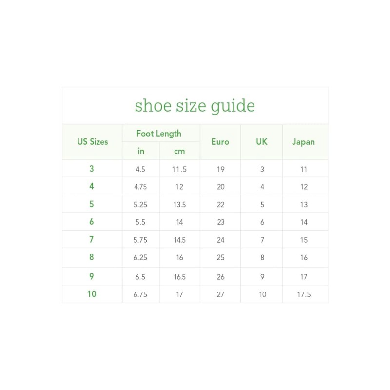 i play. Water Socks-Navy-Size 8