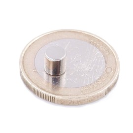 Aprilheld 100 Disc Magnets 5 x 5 mm N52 Strongest Class Neodymium Magnets Extra Strong Power Magnet for Notice Board, Whiteboard, Photo, Fridge Mini Magnetic Disc