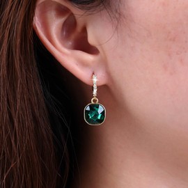 Atentuyi Boho Wedding Green Crystal Drop Dangle Earrings Gold Emerald Square Earrings Rhinestone Huggie Hoop Earrings Vintage Cz Emerald Earrings Jewelry for Women and Girls